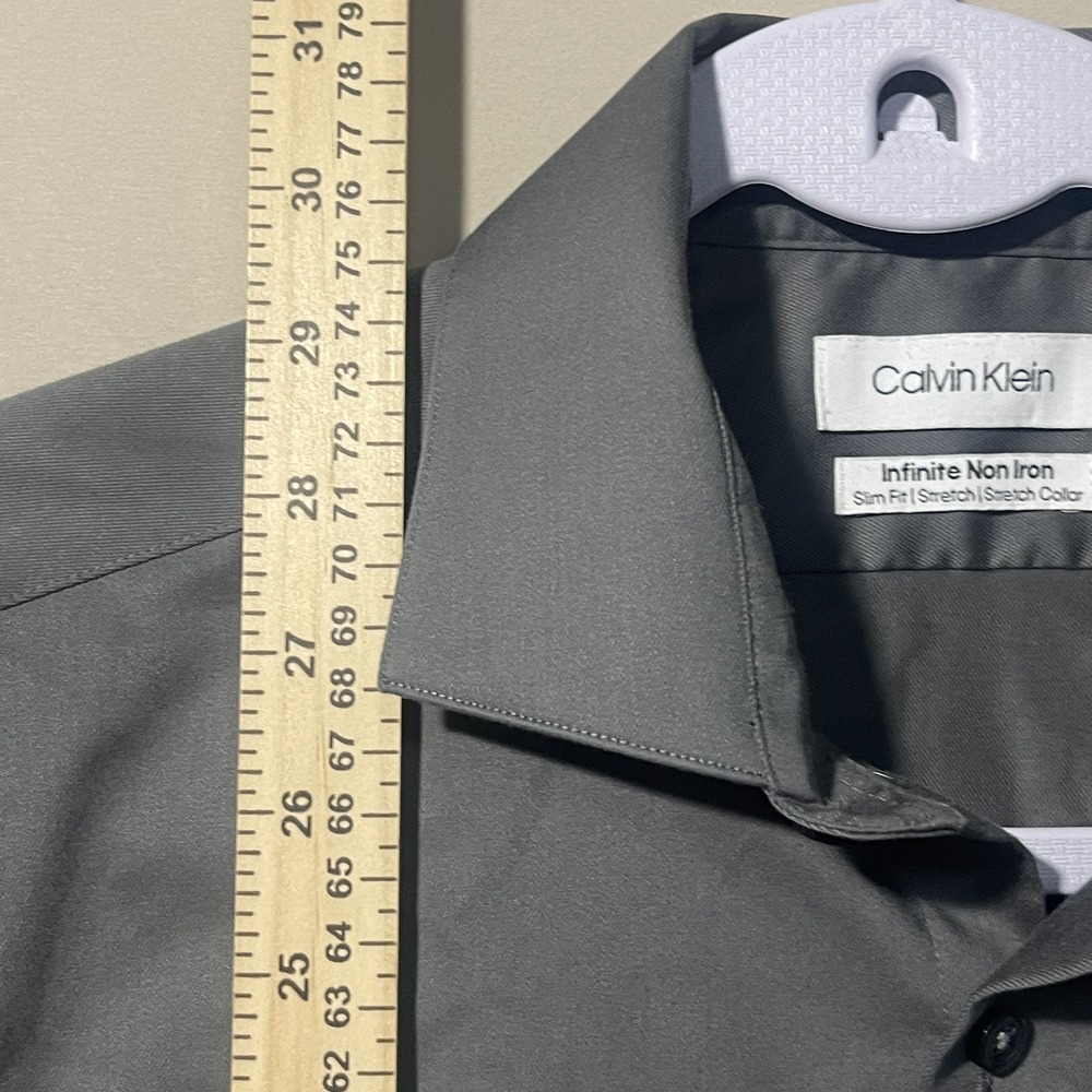 Calvin Klein Gray Button Down Dress Shirt Men's Size Medium Infinite No Iron - Picture 3 of 7